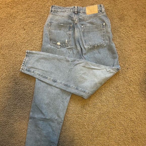 Zara Straight Leg Distressed Jeans - Picture 2 of 6
